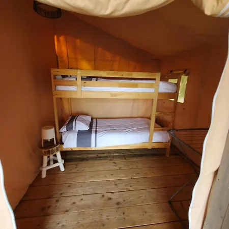 Luxury tent Tente Des Vallees Rouffignac Saint-Cernin